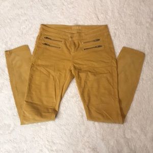 Guess: Skinny Corduroy - Mustard w Zippers